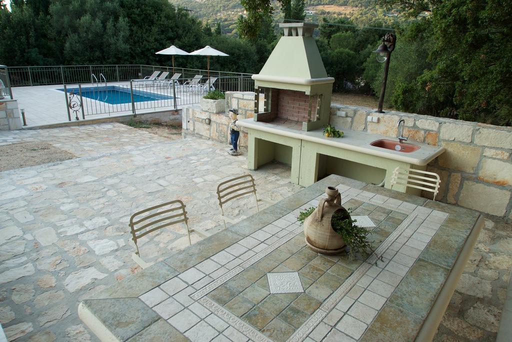 Forest Villas Kefalonia Logarata Exterior photo